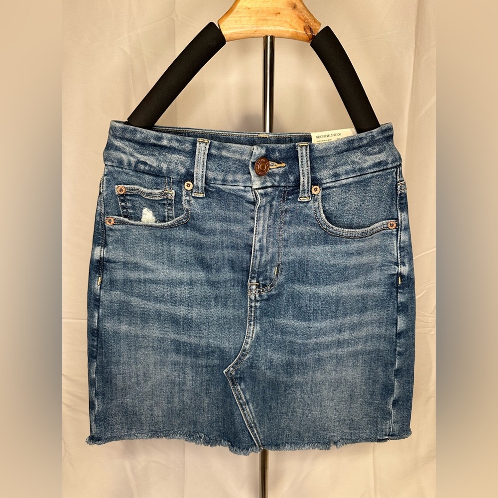 NWT American Eagle Outfitters Denim High Rise Mini Skirt